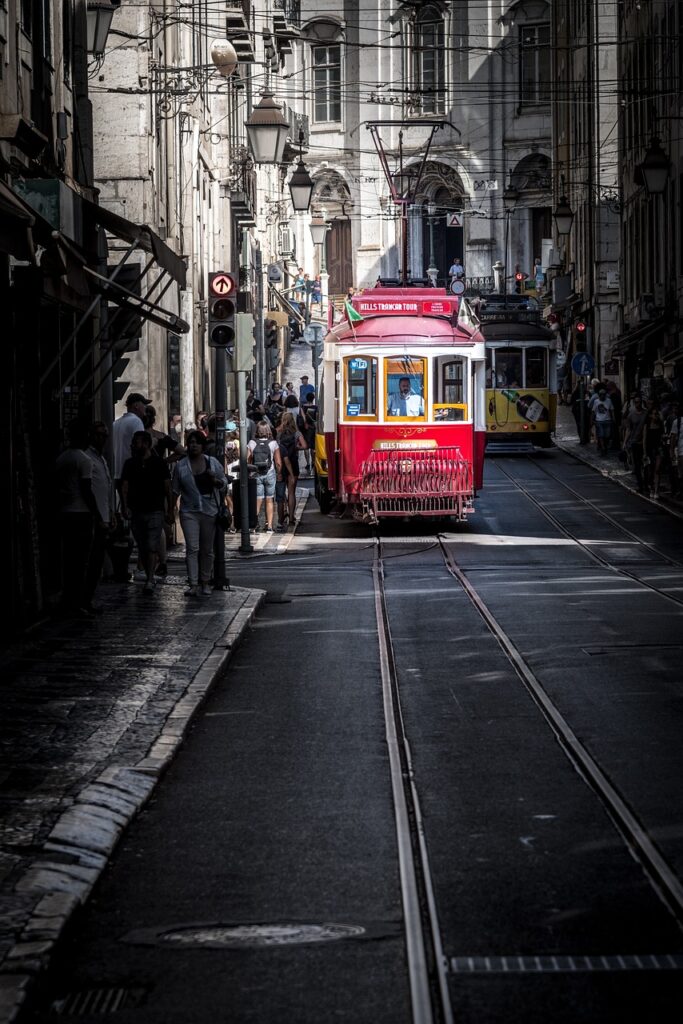 tram, portugal, transport-2989558.jpg
